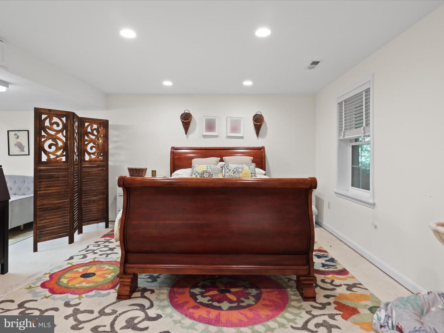 4412 WOODCHUCK CT, ANNANDALE, Virginia 22003, 5 Bedrooms Bedrooms, 10 Rooms Rooms,3 BathroomsBathrooms,Residential,For sale,4412 WOODCHUCK CT,VAFX2240298 MLS # VAFX2240298