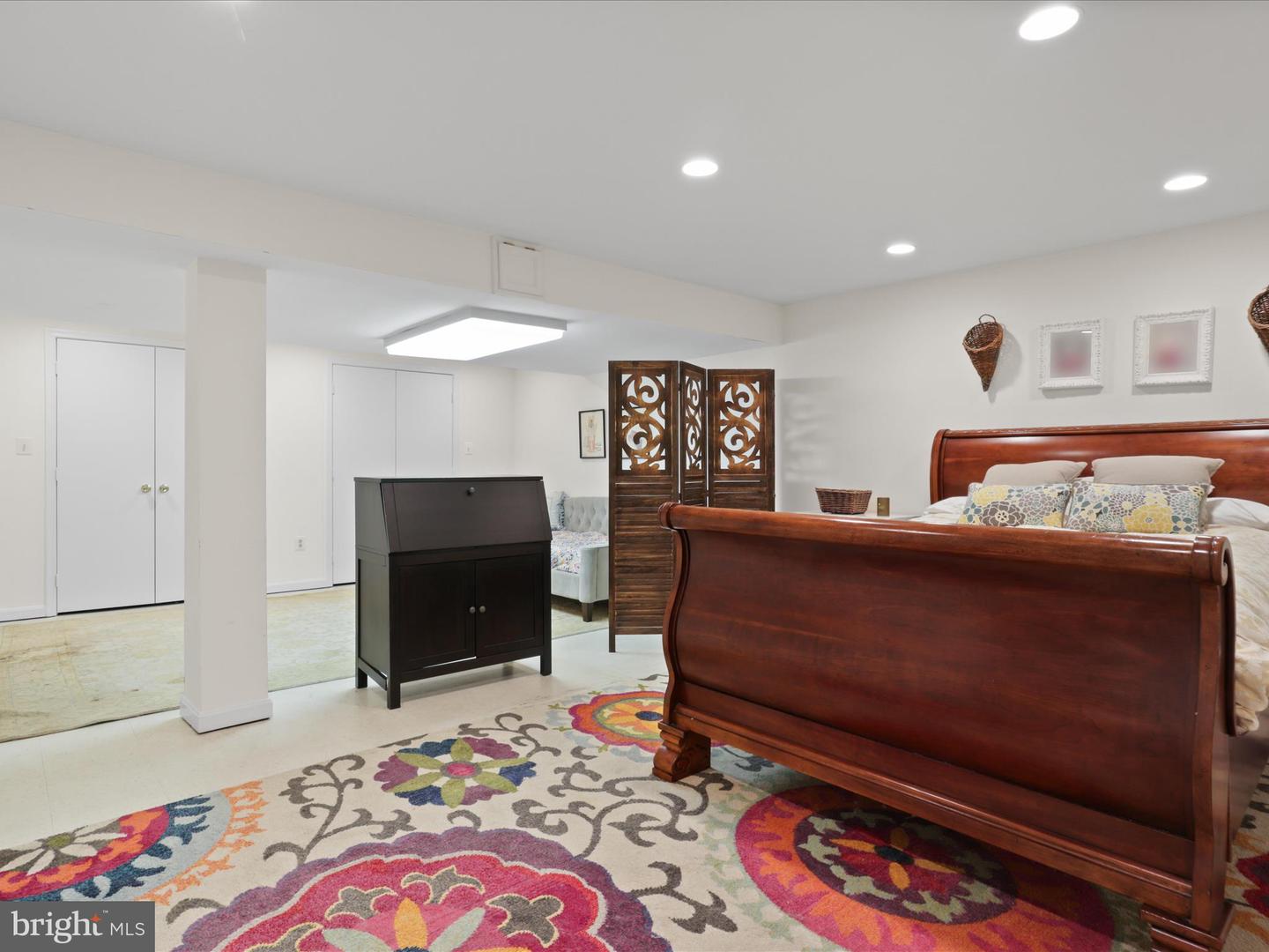 4412 WOODCHUCK CT, ANNANDALE, Virginia 22003, 5 Bedrooms Bedrooms, 10 Rooms Rooms,3 BathroomsBathrooms,Residential,For sale,4412 WOODCHUCK CT,VAFX2240298 MLS # VAFX2240298