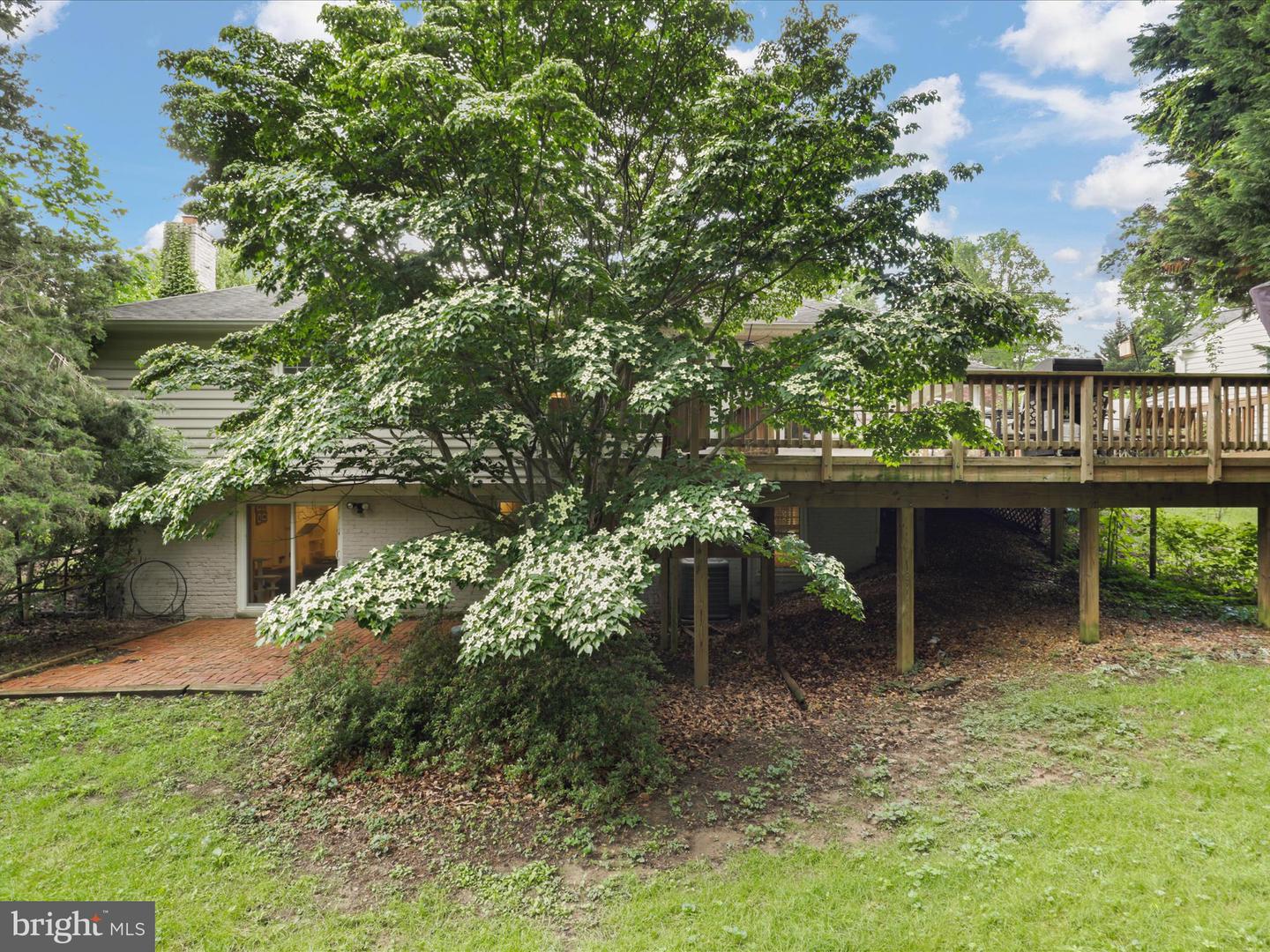 4412 WOODCHUCK CT, ANNANDALE, Virginia 22003, 5 Bedrooms Bedrooms, 10 Rooms Rooms,3 BathroomsBathrooms,Residential,For sale,4412 WOODCHUCK CT,VAFX2240298 MLS # VAFX2240298