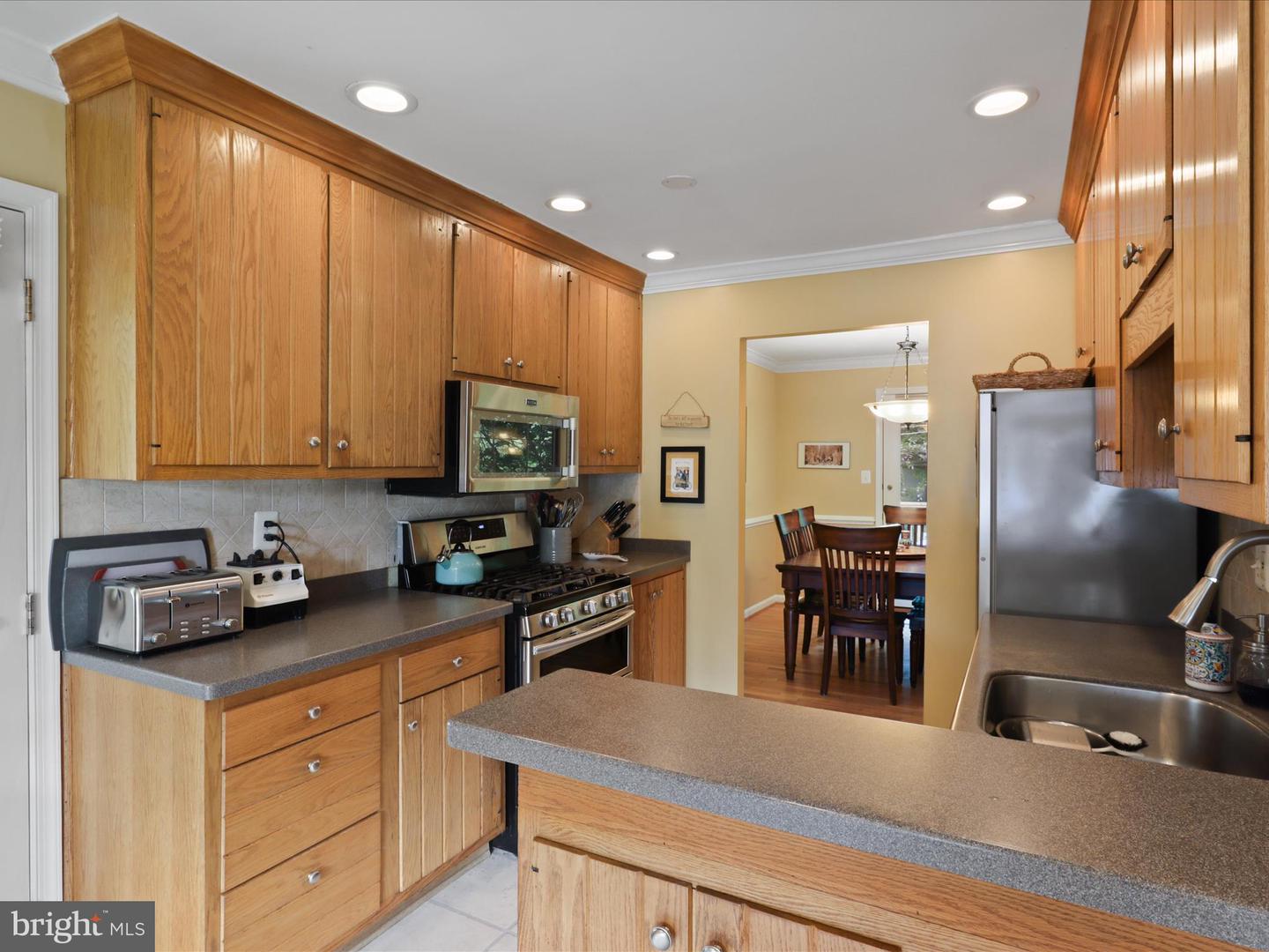 4412 WOODCHUCK CT, ANNANDALE, Virginia 22003, 5 Bedrooms Bedrooms, 10 Rooms Rooms,3 BathroomsBathrooms,Residential,For sale,4412 WOODCHUCK CT,VAFX2240298 MLS # VAFX2240298