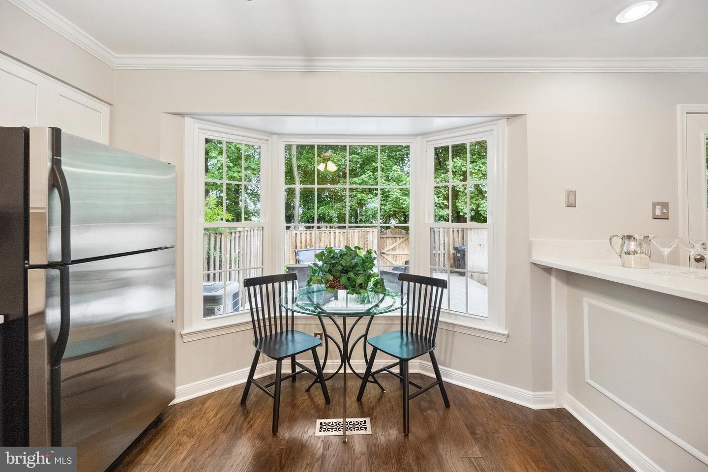2945 WATERFORD CT, VIENNA, Virginia 22181, 4 Bedrooms Bedrooms, ,3 BathroomsBathrooms,Residential,For sale,2945 WATERFORD CT,VAFX2240338 MLS # VAFX2240338