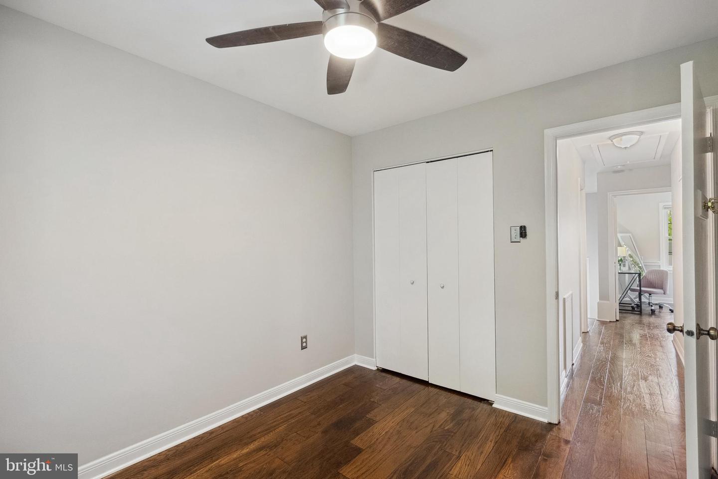 2945 WATERFORD CT, VIENNA, Virginia 22181, 4 Bedrooms Bedrooms, ,3 BathroomsBathrooms,Residential,For sale,2945 WATERFORD CT,VAFX2240338 MLS # VAFX2240338