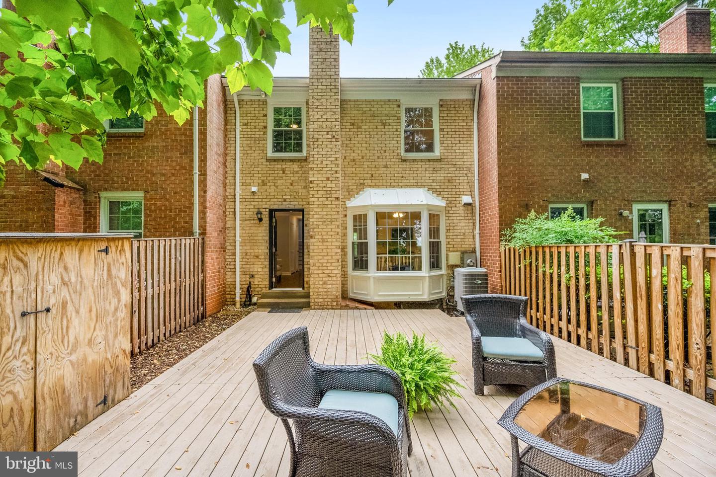 2945 WATERFORD CT, VIENNA, Virginia 22181, 4 Bedrooms Bedrooms, ,3 BathroomsBathrooms,Residential,For sale,2945 WATERFORD CT,VAFX2240338 MLS # VAFX2240338
