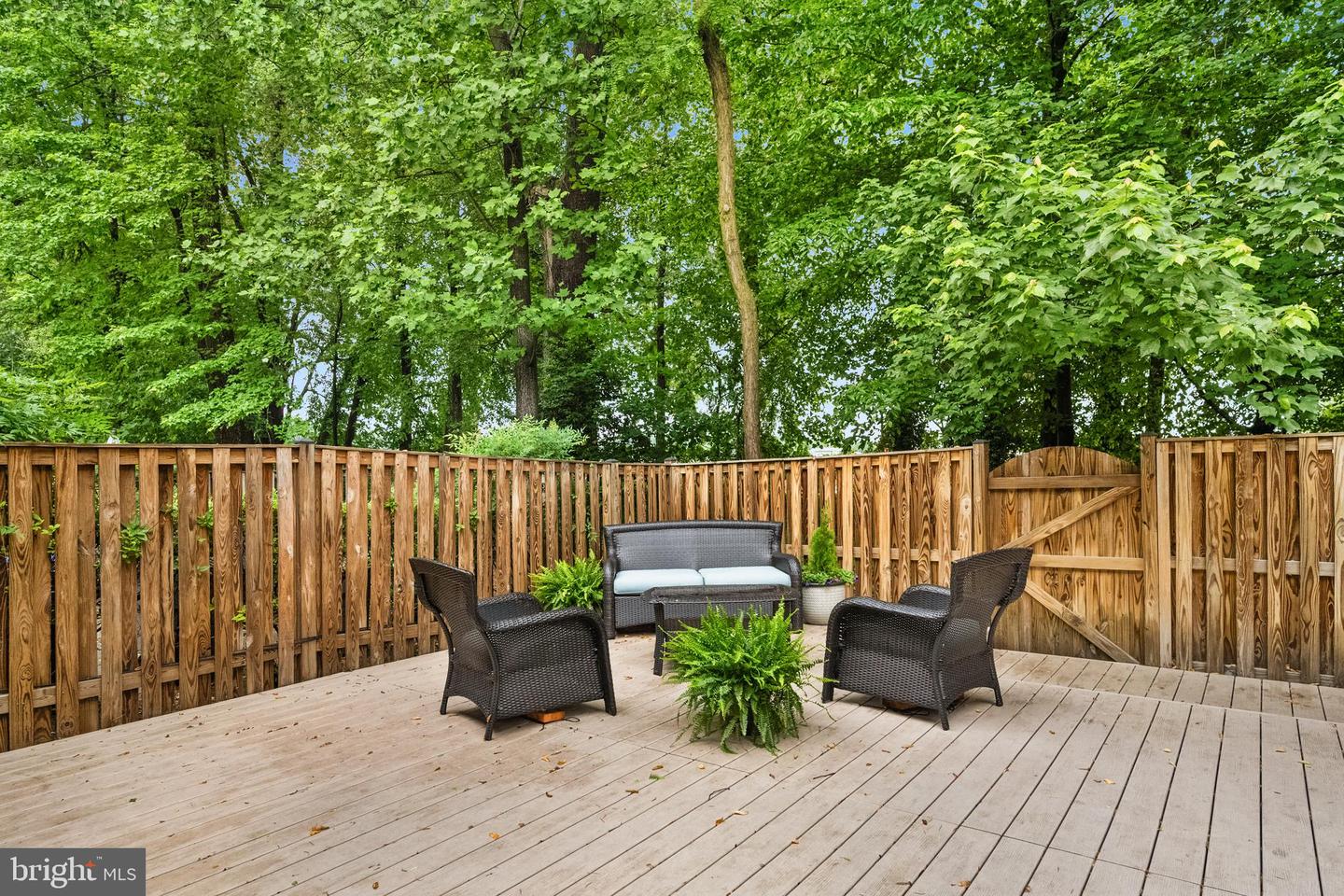 2945 WATERFORD CT, VIENNA, Virginia 22181, 4 Bedrooms Bedrooms, ,3 BathroomsBathrooms,Residential,For sale,2945 WATERFORD CT,VAFX2240338 MLS # VAFX2240338