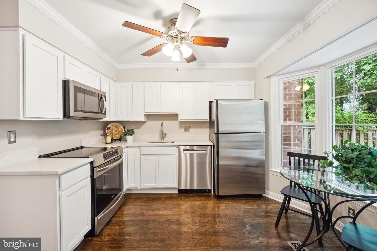 2945 WATERFORD CT, VIENNA, Virginia 22181, 4 Bedrooms Bedrooms, ,3 BathroomsBathrooms,Residential,For sale,2945 WATERFORD CT,VAFX2240338 MLS # VAFX2240338