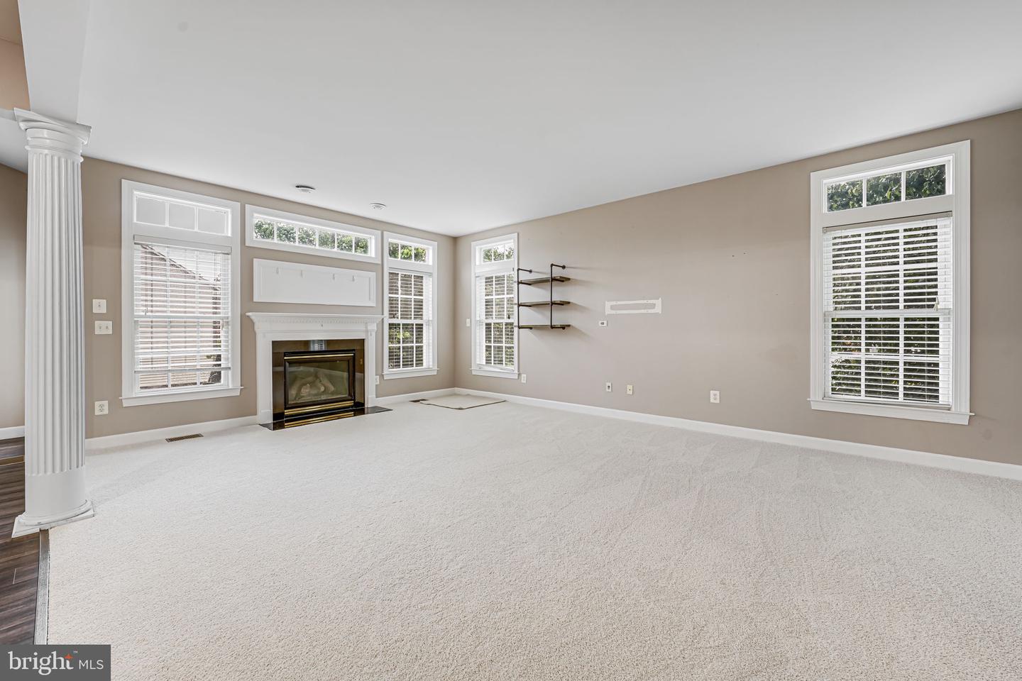 14109 SNICKERSVILLE DR, GAINESVILLE, Virginia 20155, 4 Bedrooms Bedrooms, ,3 BathroomsBathrooms,Residential,For sale,14109 SNICKERSVILLE DR,VAPW2094556 MLS # VAPW2094556