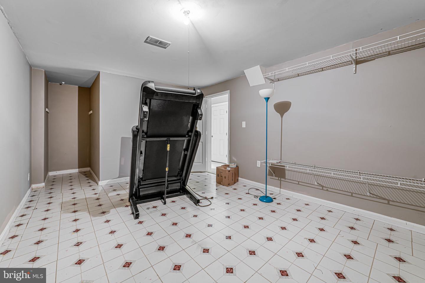 14109 SNICKERSVILLE DR, GAINESVILLE, Virginia 20155, 4 Bedrooms Bedrooms, ,3 BathroomsBathrooms,Residential,For sale,14109 SNICKERSVILLE DR,VAPW2094556 MLS # VAPW2094556