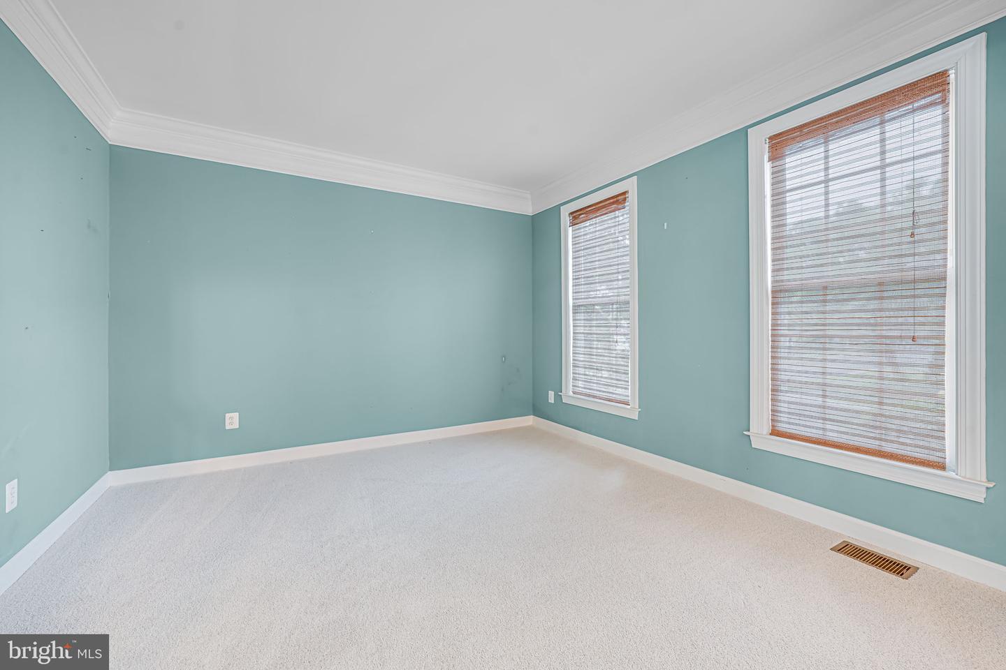 14109 SNICKERSVILLE DR, GAINESVILLE, Virginia 20155, 4 Bedrooms Bedrooms, ,3 BathroomsBathrooms,Residential,For sale,14109 SNICKERSVILLE DR,VAPW2094556 MLS # VAPW2094556