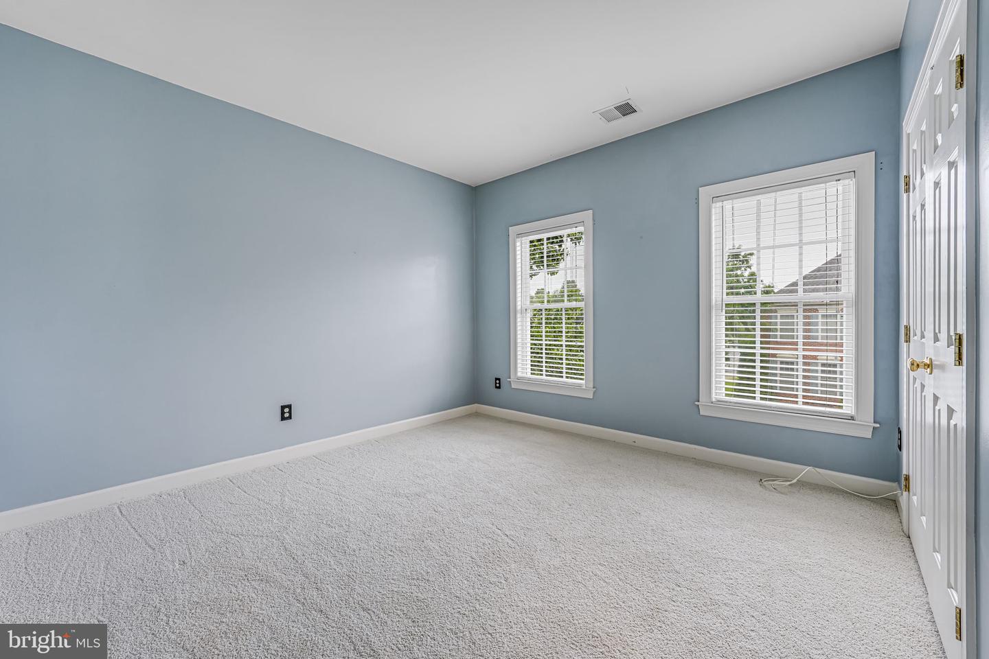 14109 SNICKERSVILLE DR, GAINESVILLE, Virginia 20155, 4 Bedrooms Bedrooms, ,3 BathroomsBathrooms,Residential,For sale,14109 SNICKERSVILLE DR,VAPW2094556 MLS # VAPW2094556
