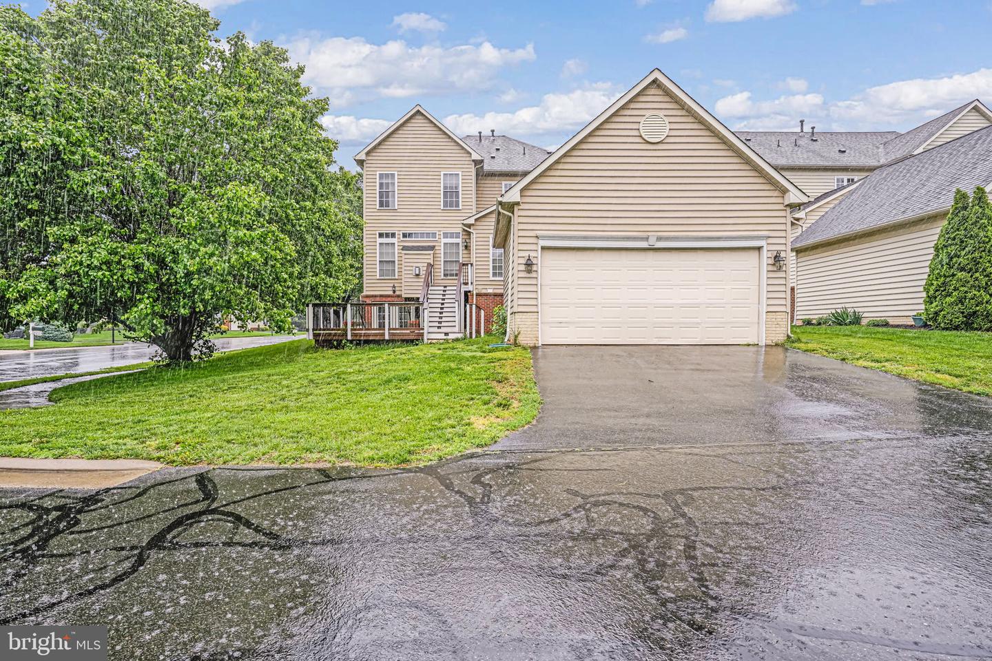 14109 SNICKERSVILLE DR, GAINESVILLE, Virginia 20155, 4 Bedrooms Bedrooms, ,3 BathroomsBathrooms,Residential,For sale,14109 SNICKERSVILLE DR,VAPW2094556 MLS # VAPW2094556