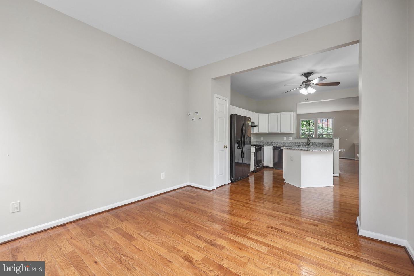7001 MANAHOAC PL, GAINESVILLE, Virginia 20155, 3 Bedrooms Bedrooms, ,3 BathroomsBathrooms,Residential,For sale,7001 MANAHOAC PL,VAPW2094560 MLS # VAPW2094560