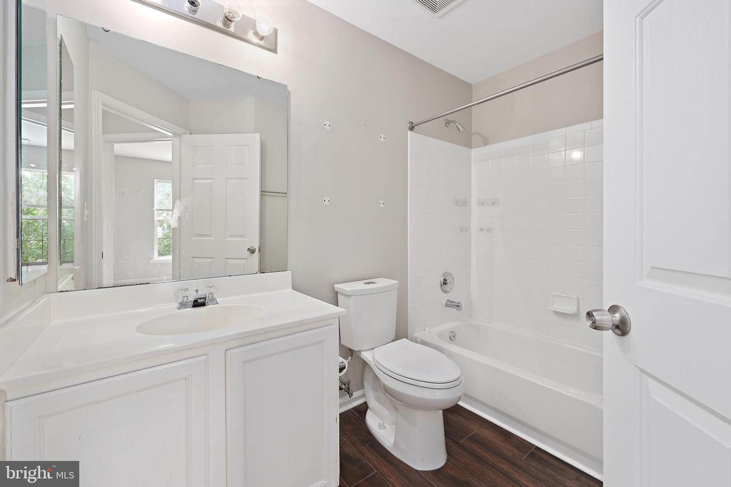 7001 MANAHOAC PL, GAINESVILLE, Virginia 20155, 3 Bedrooms Bedrooms, ,3 BathroomsBathrooms,Residential,For sale,7001 MANAHOAC PL,VAPW2094560 MLS # VAPW2094560
