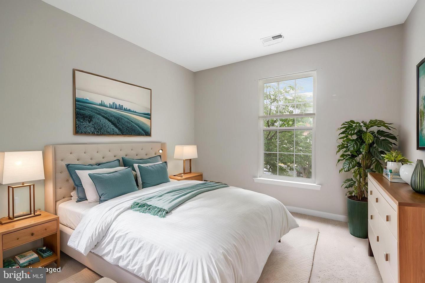 7001 MANAHOAC PL, GAINESVILLE, Virginia 20155, 3 Bedrooms Bedrooms, ,3 BathroomsBathrooms,Residential,For sale,7001 MANAHOAC PL,VAPW2094560 MLS # VAPW2094560
