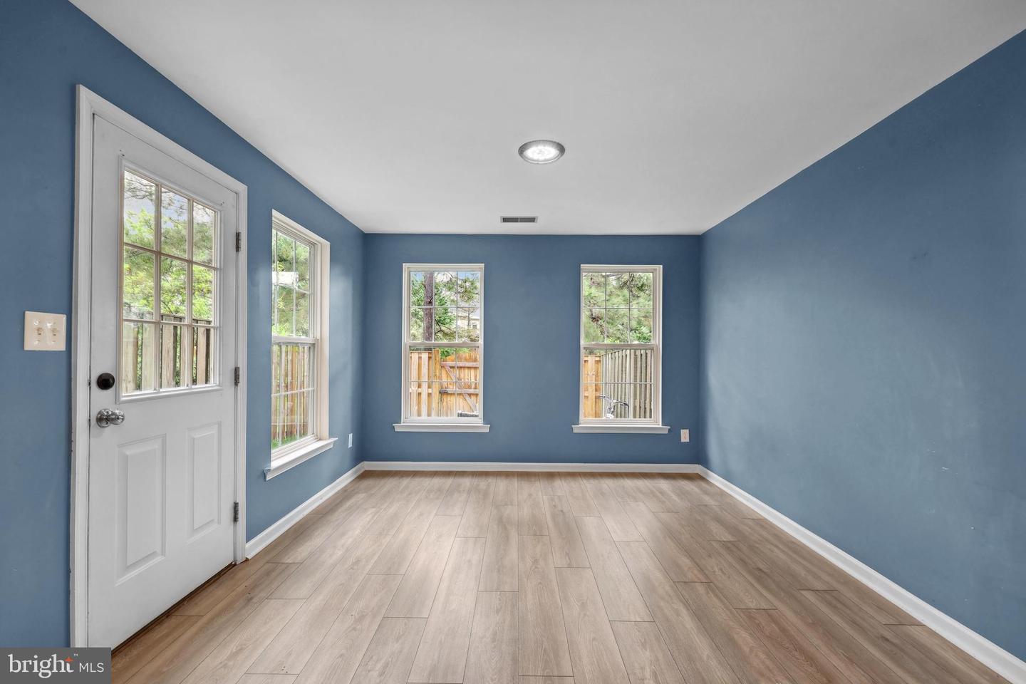 7001 MANAHOAC PL, GAINESVILLE, Virginia 20155, 3 Bedrooms Bedrooms, ,3 BathroomsBathrooms,Residential,For sale,7001 MANAHOAC PL,VAPW2094560 MLS # VAPW2094560