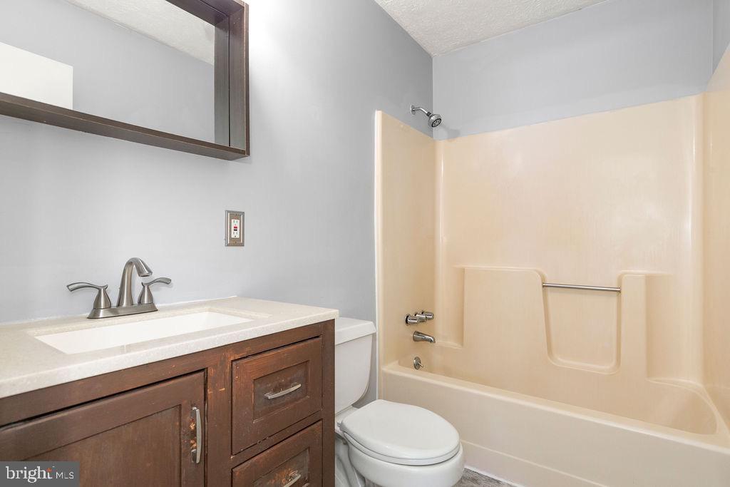 22516 HALLS RD, RICHARDSVILLE, Virginia 22736, 3 Bedrooms Bedrooms, ,2 BathroomsBathrooms,Residential,For sale,22516 HALLS RD,VACU2010566 MLS # VACU2010566
