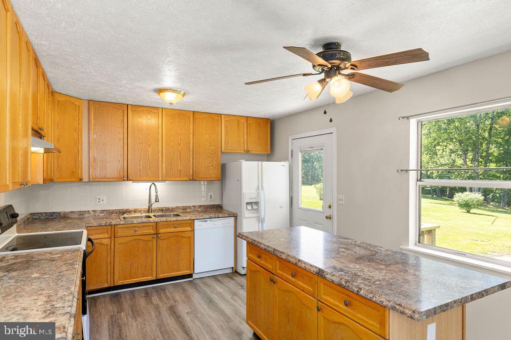 22516 HALLS RD, RICHARDSVILLE, Virginia 22736, 3 Bedrooms Bedrooms, ,2 BathroomsBathrooms,Residential,For sale,22516 HALLS RD,VACU2010566 MLS # VACU2010566