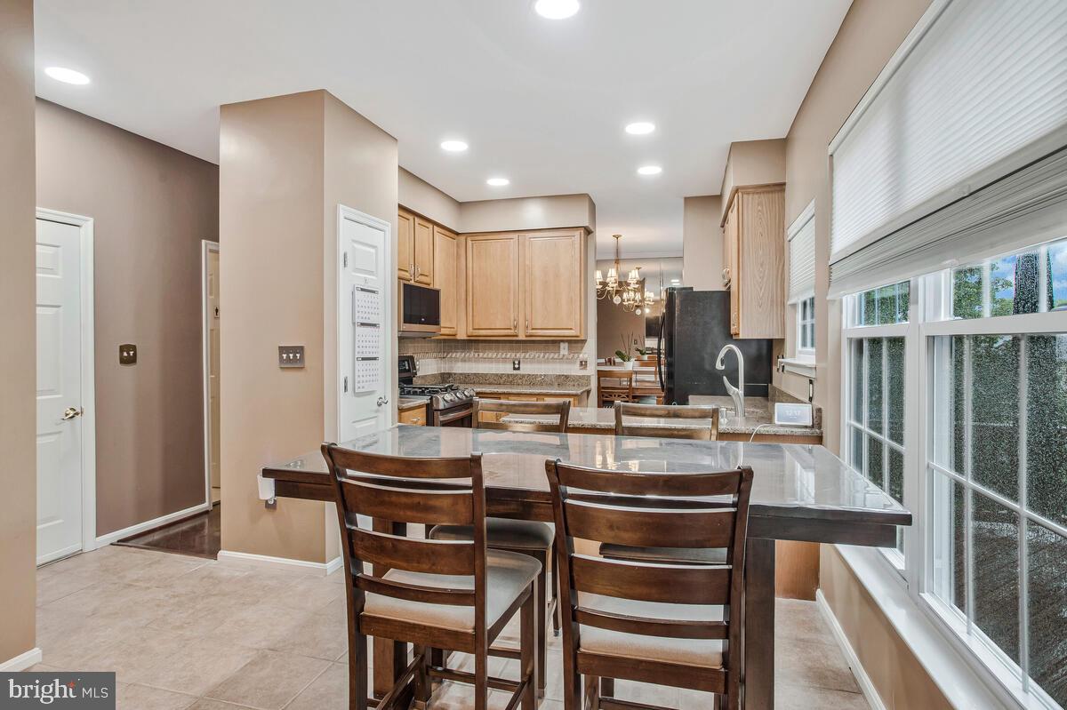 6427 OSPREY CT, WOODBRIDGE, Virginia 22192, 4 Bedrooms Bedrooms, ,3 BathroomsBathrooms,Residential,For sale,6427 OSPREY CT,VAPW2094544 MLS # VAPW2094544