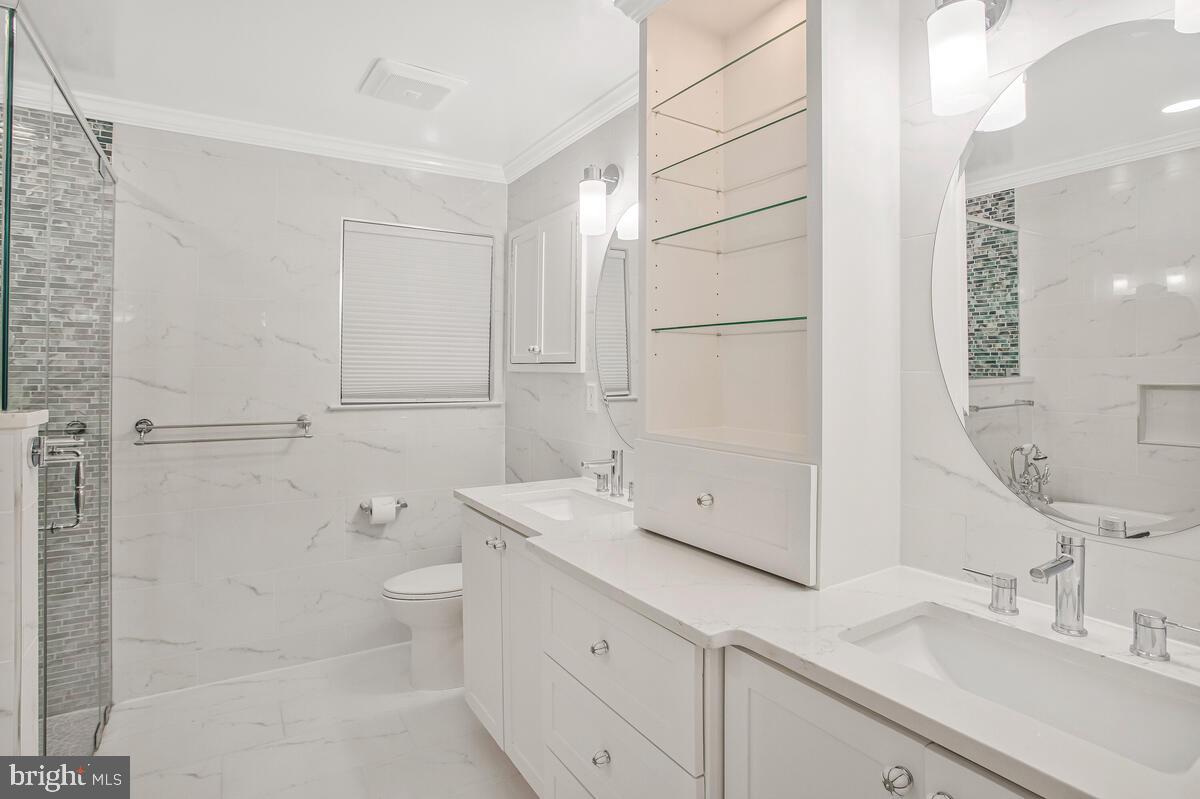 6427 OSPREY CT, WOODBRIDGE, Virginia 22192, 4 Bedrooms Bedrooms, ,3 BathroomsBathrooms,Residential,For sale,6427 OSPREY CT,VAPW2094544 MLS # VAPW2094544