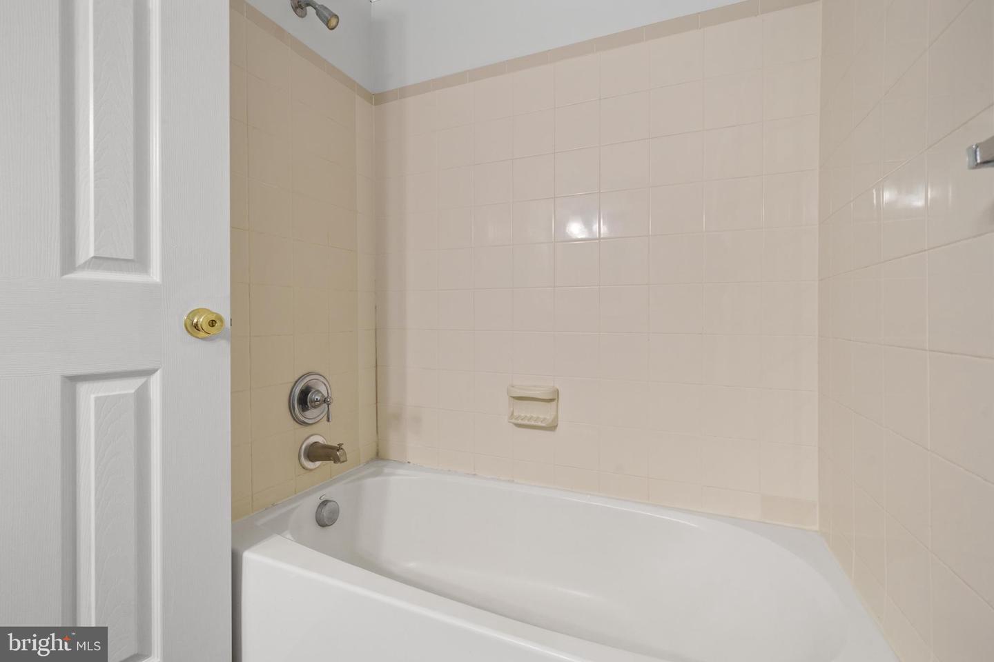 14504 FULLERTON RD, WOODBRIDGE, Virginia 22193, 5 Bedrooms Bedrooms, ,3 BathroomsBathrooms,Residential,For sale,14504 FULLERTON RD,VAPW2094484 MLS # VAPW2094484