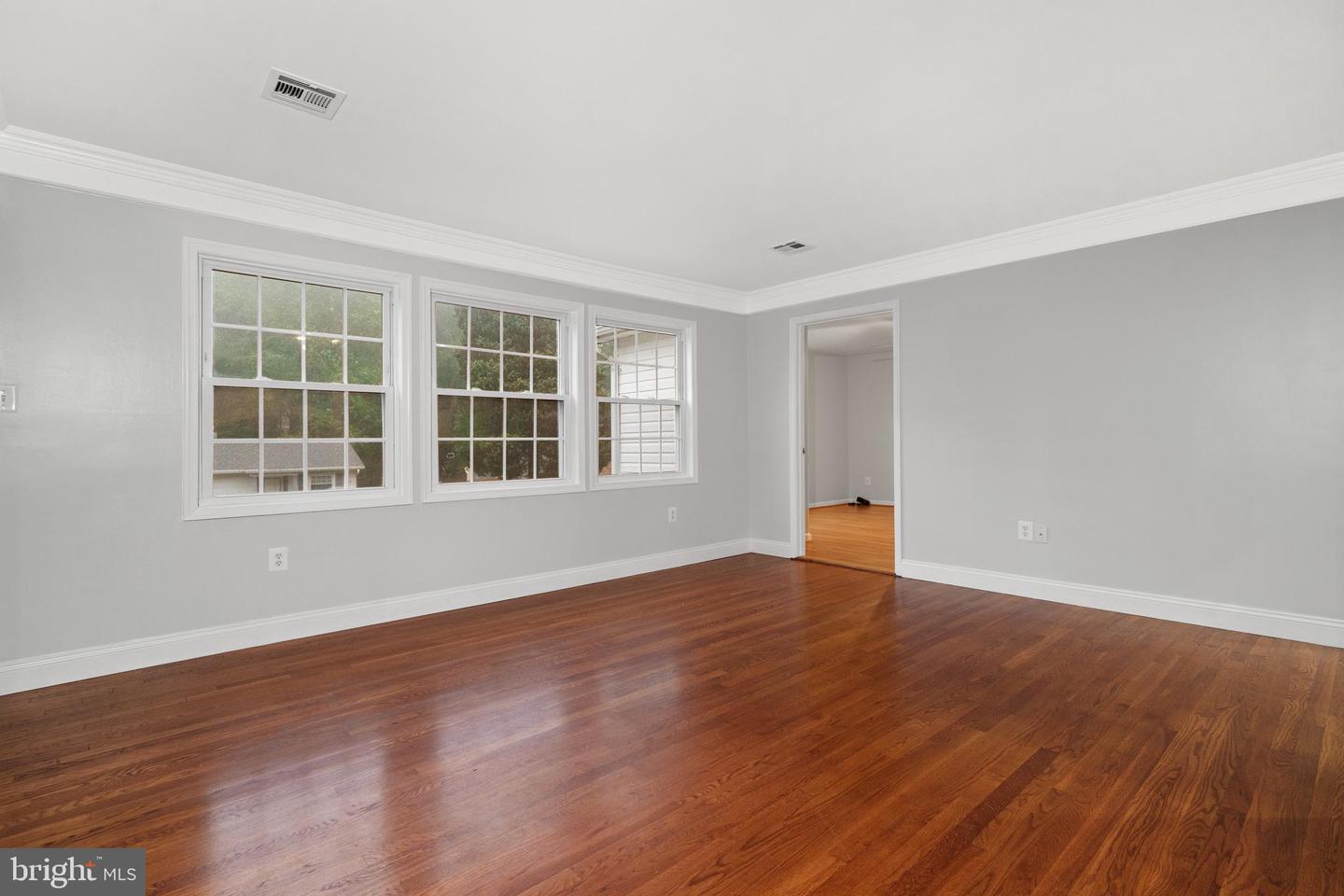 14504 FULLERTON RD, WOODBRIDGE, Virginia 22193, 5 Bedrooms Bedrooms, ,3 BathroomsBathrooms,Residential,For sale,14504 FULLERTON RD,VAPW2094484 MLS # VAPW2094484