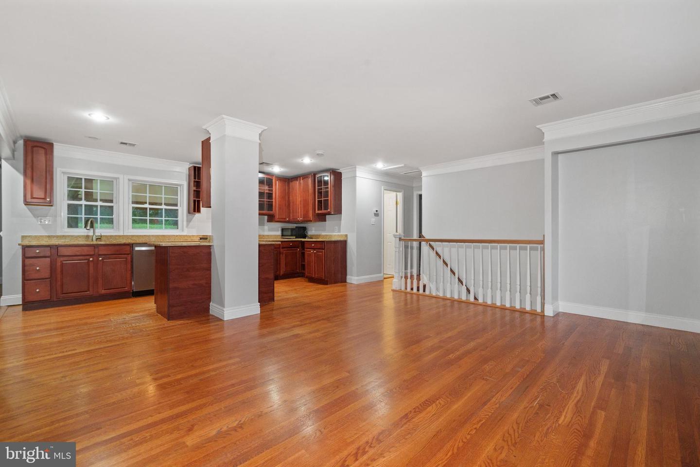 14504 FULLERTON RD, WOODBRIDGE, Virginia 22193, 5 Bedrooms Bedrooms, ,3 BathroomsBathrooms,Residential,For sale,14504 FULLERTON RD,VAPW2094484 MLS # VAPW2094484