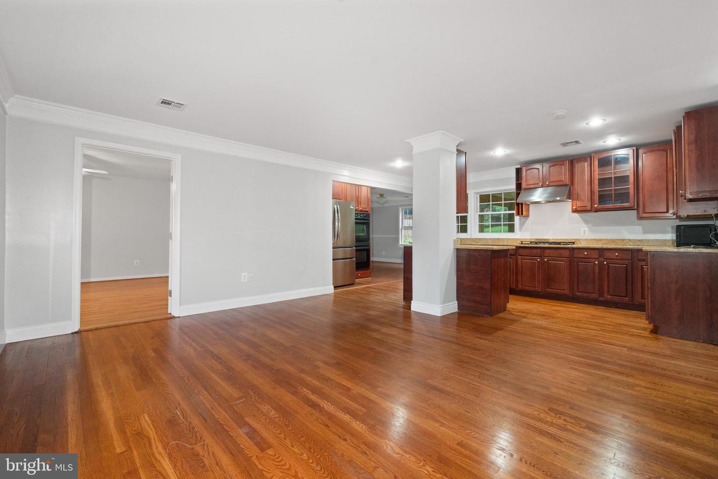 14504 FULLERTON RD, WOODBRIDGE, Virginia 22193, 5 Bedrooms Bedrooms, ,3 BathroomsBathrooms,Residential,For sale,14504 FULLERTON RD,VAPW2094484 MLS # VAPW2094484