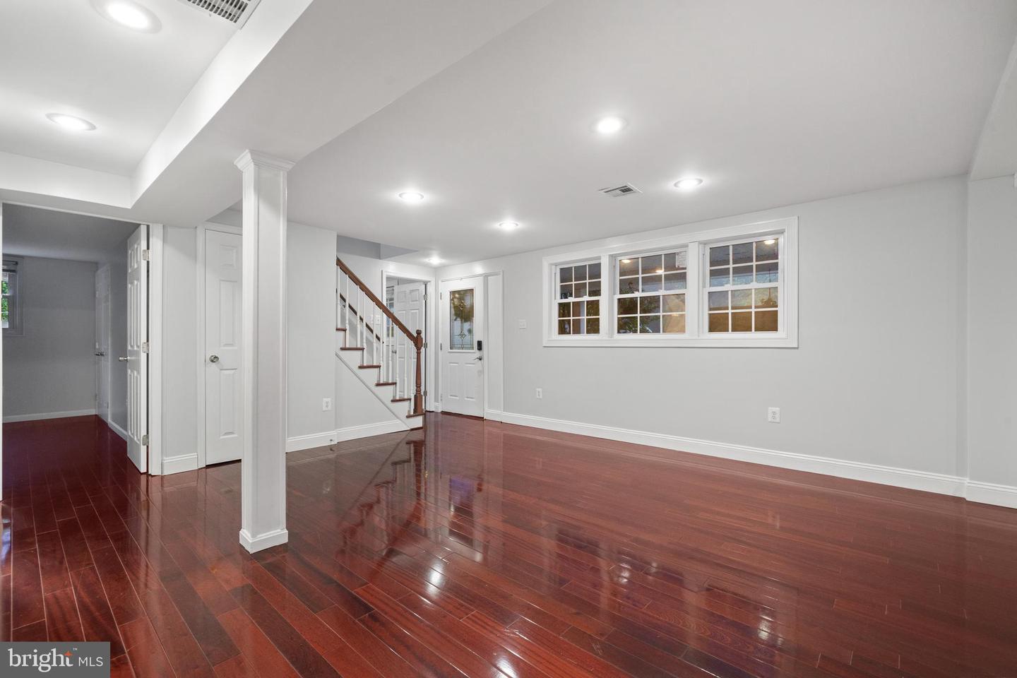 14504 FULLERTON RD, WOODBRIDGE, Virginia 22193, 5 Bedrooms Bedrooms, ,3 BathroomsBathrooms,Residential,For sale,14504 FULLERTON RD,VAPW2094484 MLS # VAPW2094484
