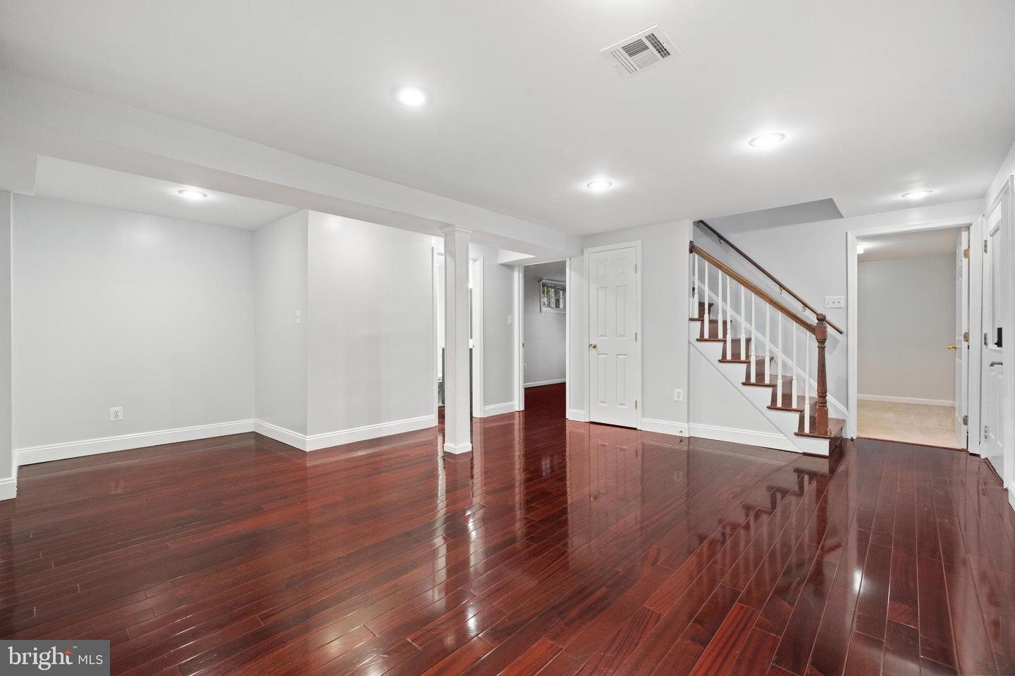 14504 FULLERTON RD, WOODBRIDGE, Virginia 22193, 5 Bedrooms Bedrooms, ,3 BathroomsBathrooms,Residential,For sale,14504 FULLERTON RD,VAPW2094484 MLS # VAPW2094484