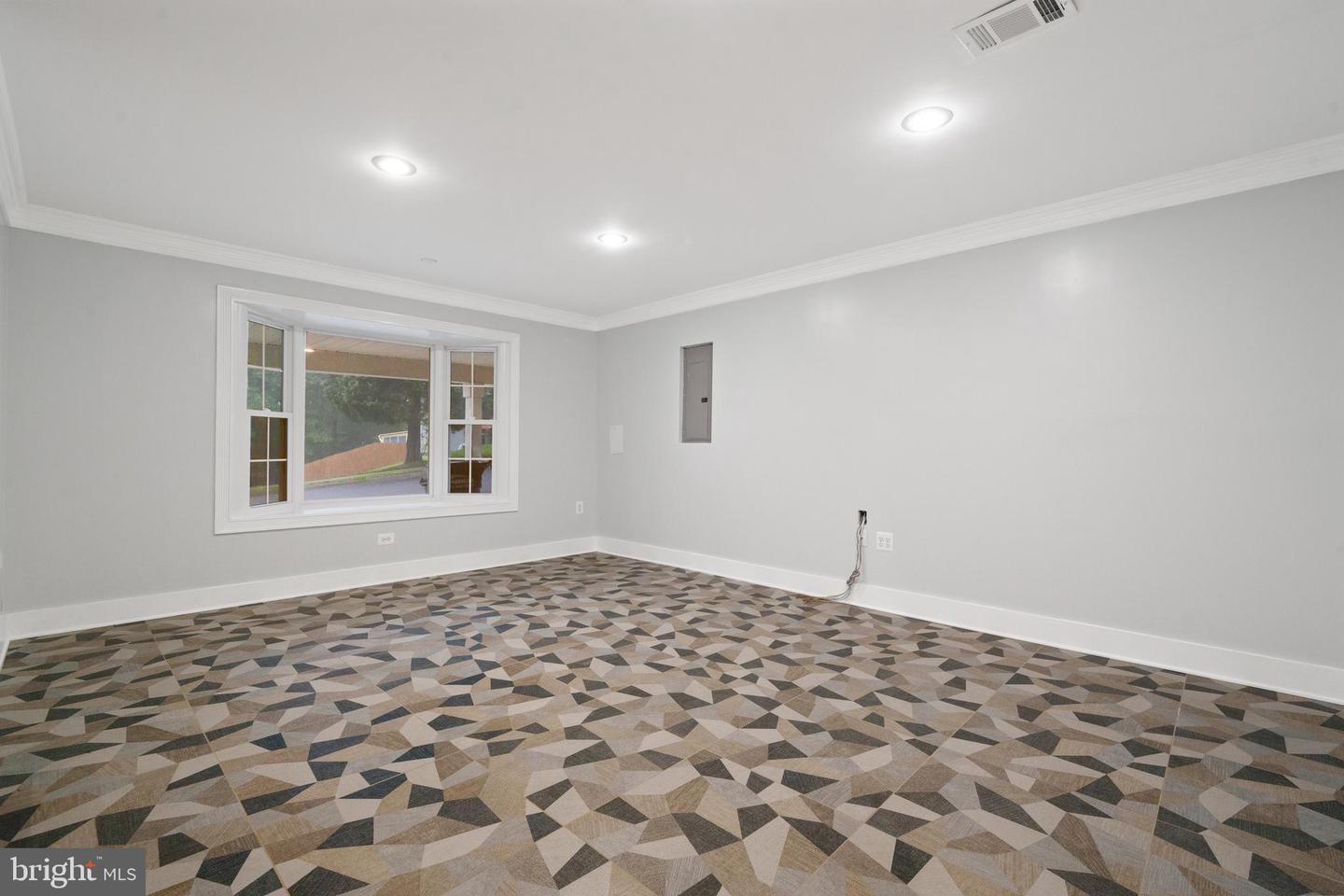 14504 FULLERTON RD, WOODBRIDGE, Virginia 22193, 5 Bedrooms Bedrooms, ,3 BathroomsBathrooms,Residential,For sale,14504 FULLERTON RD,VAPW2094484 MLS # VAPW2094484