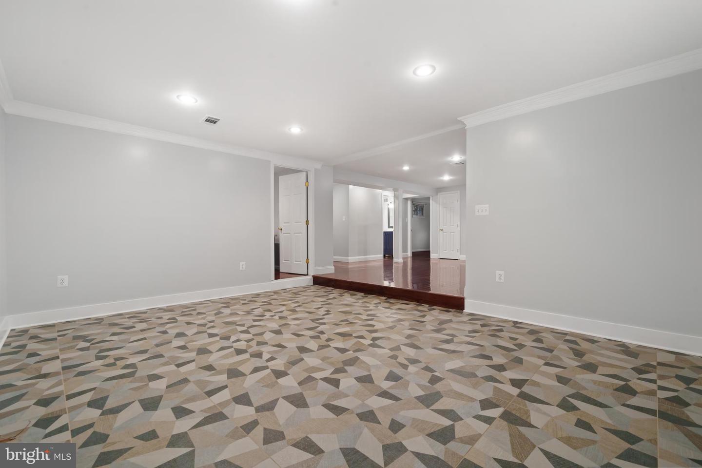 14504 FULLERTON RD, WOODBRIDGE, Virginia 22193, 5 Bedrooms Bedrooms, ,3 BathroomsBathrooms,Residential,For sale,14504 FULLERTON RD,VAPW2094484 MLS # VAPW2094484
