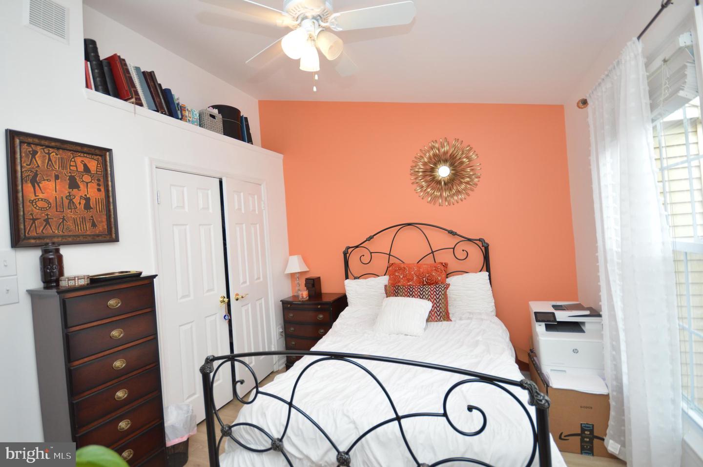 12319 FOX LAKE CT, FAIRFAX, Virginia 22033, 3 Bedrooms Bedrooms, ,2 BathroomsBathrooms,Residential,For sale,12319 FOX LAKE CT,VAFX2240426 MLS # VAFX2240426