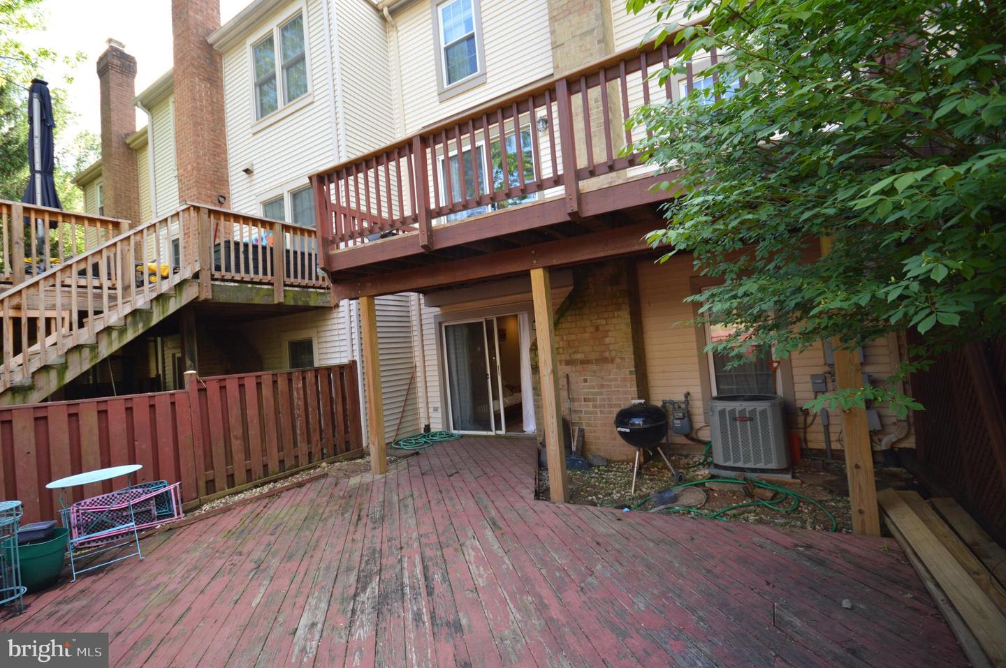 12319 FOX LAKE CT, FAIRFAX, Virginia 22033, 3 Bedrooms Bedrooms, ,2 BathroomsBathrooms,Residential,For sale,12319 FOX LAKE CT,VAFX2240426 MLS # VAFX2240426
