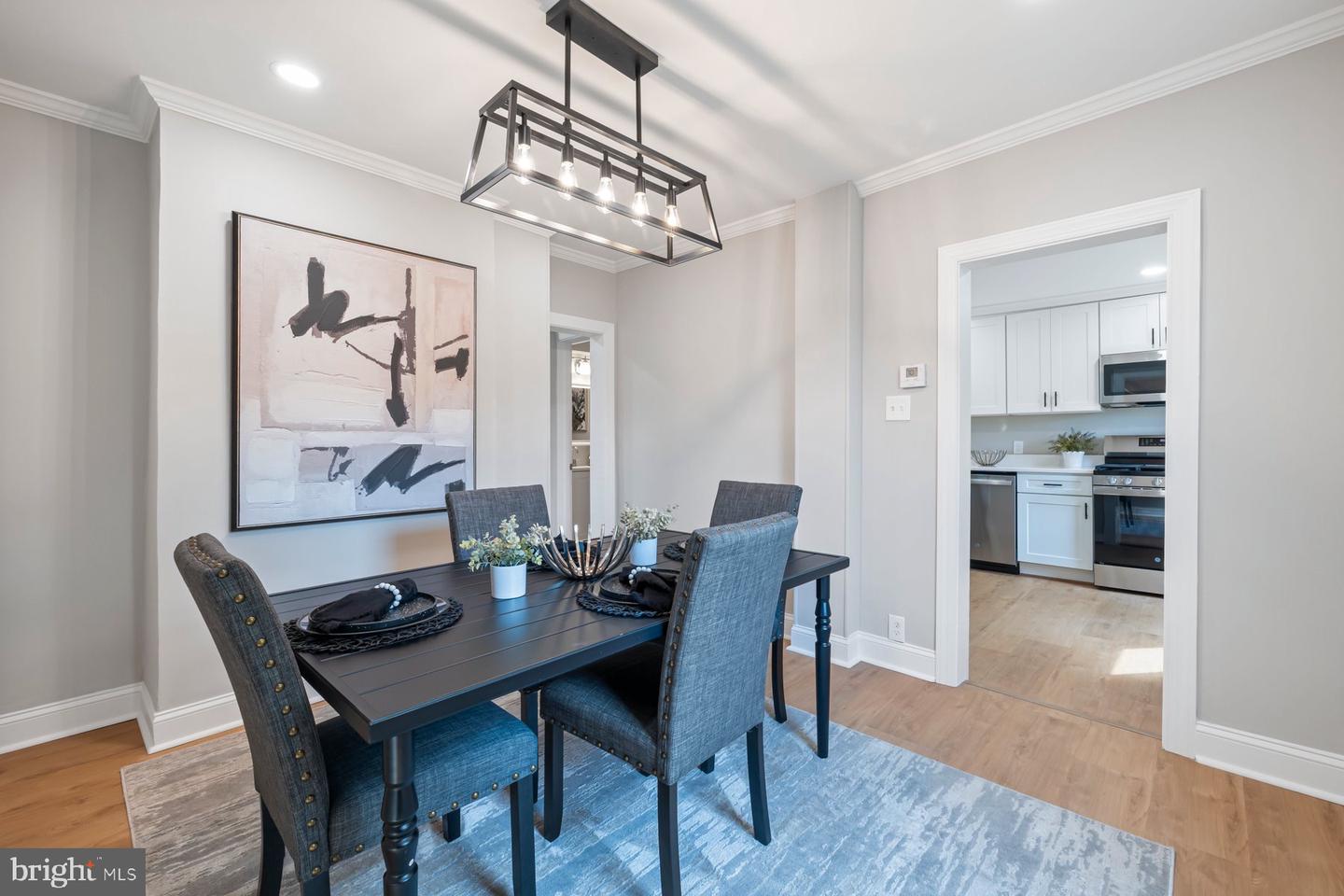 4914 22ND ST N, ARLINGTON, Virginia 22207, 2 Bedrooms Bedrooms, ,2 BathroomsBathrooms,Residential,For sale,4914 22ND ST N,VAAR2057348 MLS # VAAR2057348