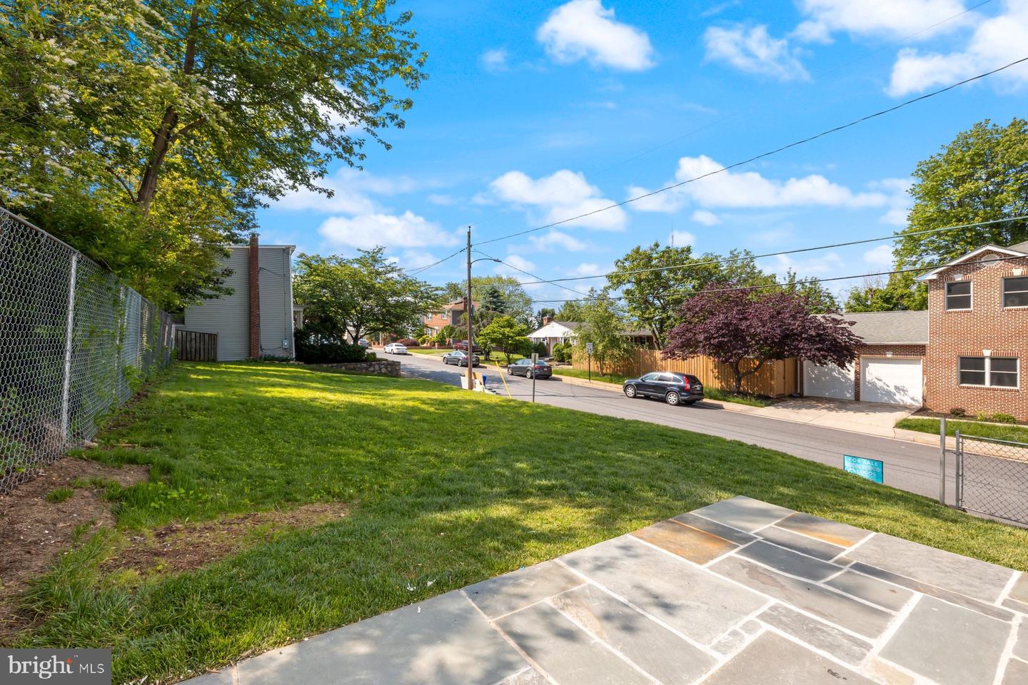 4914 22ND ST N, ARLINGTON, Virginia 22207, 2 Bedrooms Bedrooms, ,2 BathroomsBathrooms,Residential,For sale,4914 22ND ST N,VAAR2057348 MLS # VAAR2057348
