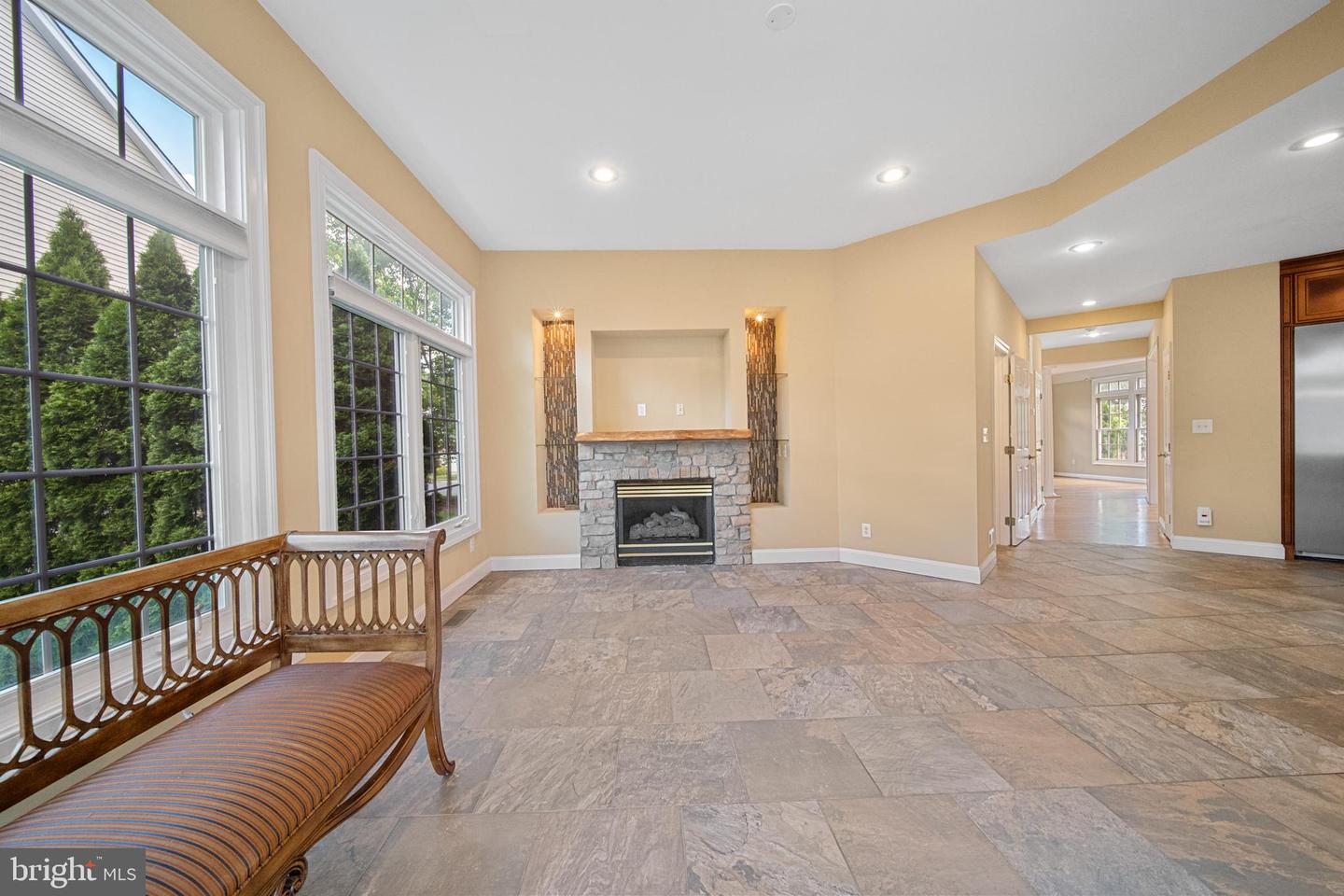 2054 MADRILLON RD, VIENNA, Virginia 22182, 4 Bedrooms Bedrooms, ,4 BathroomsBathrooms,Residential,For sale,2054 MADRILLON RD,VAFX2240190 MLS # VAFX2240190