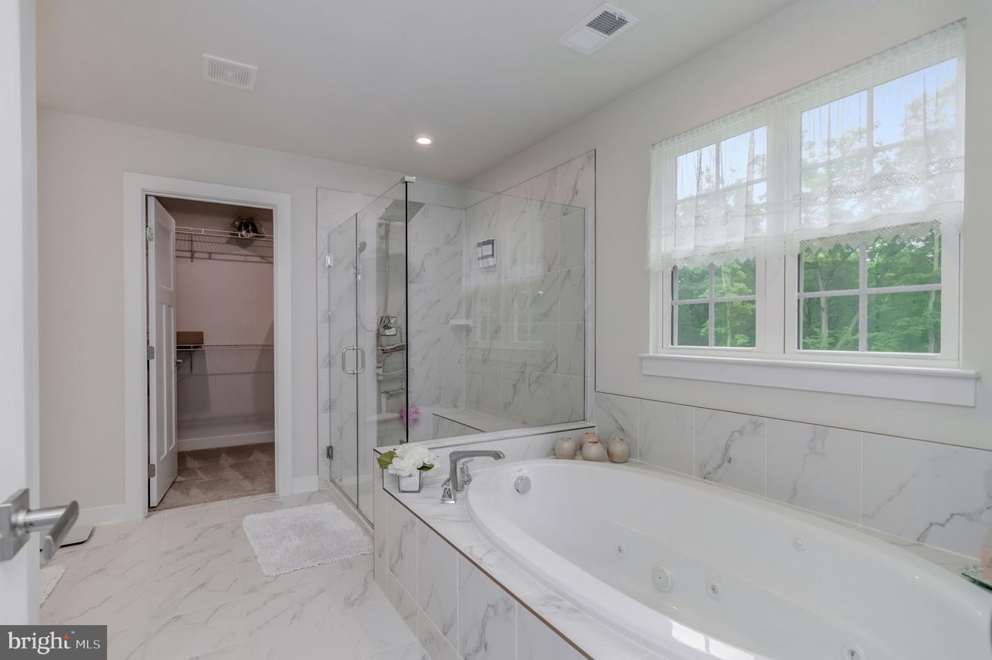 11316 OAKVILLE LN, SPOTSYLVANIA, Virginia 22551, 4 Bedrooms Bedrooms, ,3 BathroomsBathrooms,Residential,For sale,11316 OAKVILLE LN,VASP2033036 MLS # VASP2033036