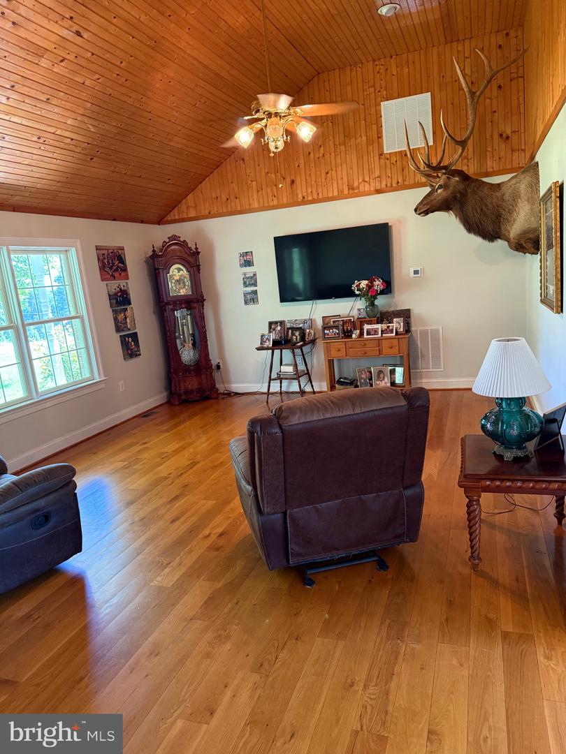 1510 E REFUGE CHURCH ROAD, STEPHENS CITY, Virginia 22655, 3 Bedrooms Bedrooms, ,3 BathroomsBathrooms,Residential,For sale,1510 E REFUGE CHURCH ROAD,VAFV2034088 MLS # VAFV2034088