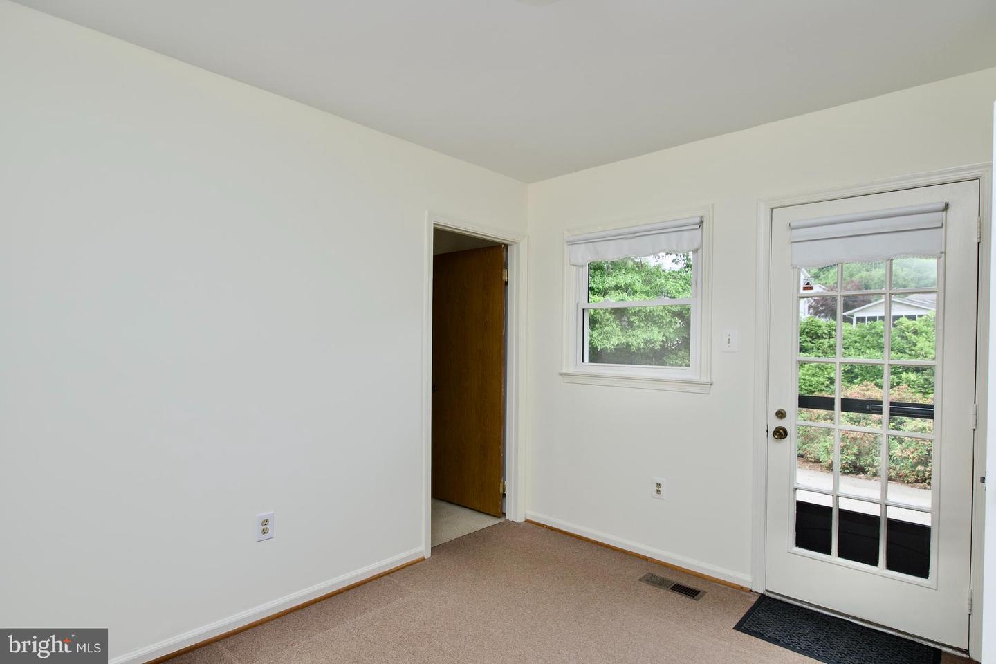 9200 SHOTGUN CT, SPRINGFIELD, Virginia 22153, 4 Bedrooms Bedrooms, ,2 BathroomsBathrooms,Residential,For sale,9200 SHOTGUN CT,VAFX2240306 MLS # VAFX2240306