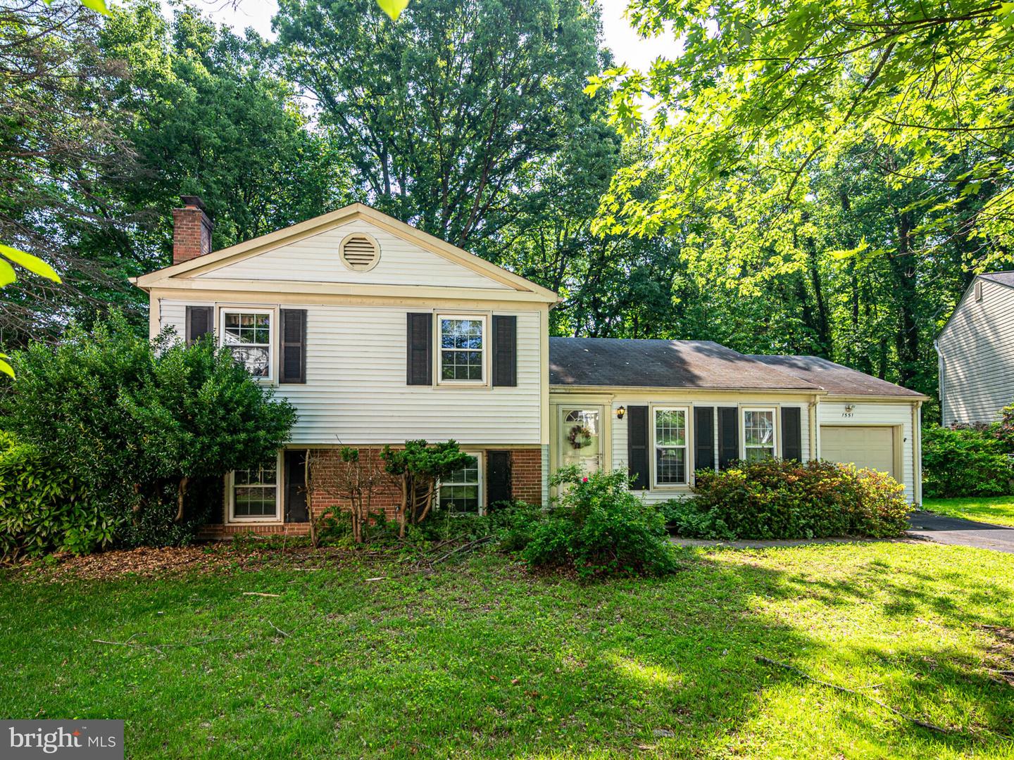 1551 POWELLS TAVERN PL, HERNDON, Virginia 20170, 3 Bedrooms Bedrooms, ,1 BathroomBathrooms,Residential,For sale,1551 POWELLS TAVERN PL,VAFX2240342 MLS # VAFX2240342