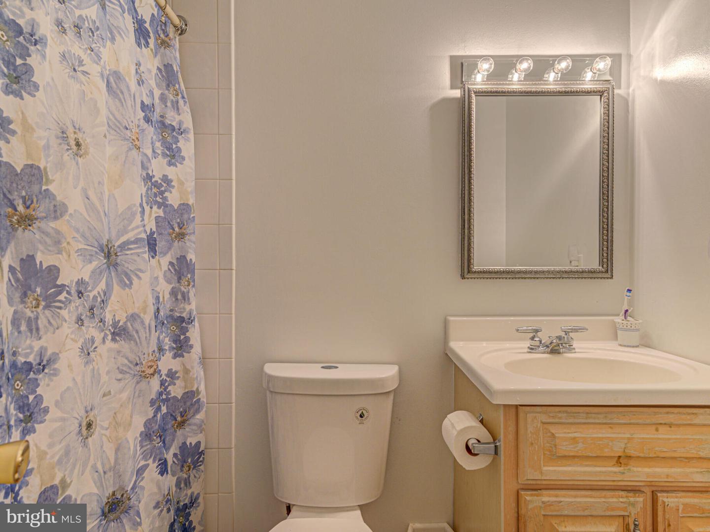 1551 POWELLS TAVERN PL, HERNDON, Virginia 20170, 3 Bedrooms Bedrooms, ,1 BathroomBathrooms,Residential,For sale,1551 POWELLS TAVERN PL,VAFX2240342 MLS # VAFX2240342
