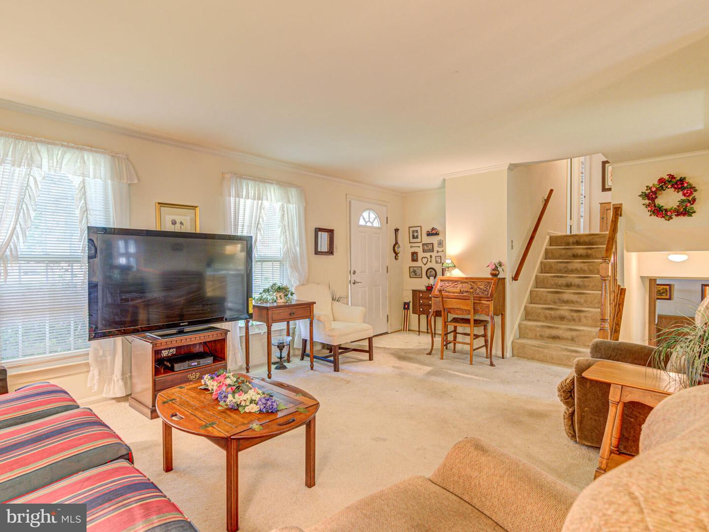 1551 POWELLS TAVERN PL, HERNDON, Virginia 20170, 3 Bedrooms Bedrooms, ,1 BathroomBathrooms,Residential,For sale,1551 POWELLS TAVERN PL,VAFX2240342 MLS # VAFX2240342