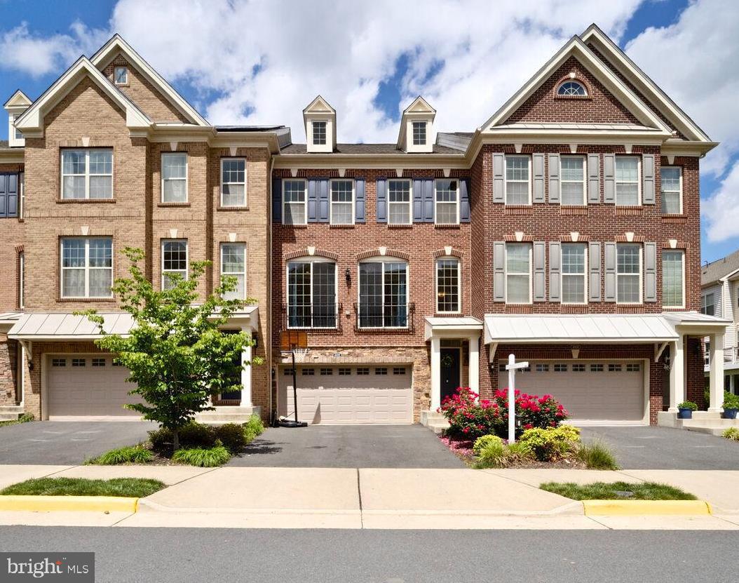 43222 THOROUGHFARE GAP TER, ASHBURN, Virginia 20148, 3 Bedrooms Bedrooms, ,3 BathroomsBathrooms,Residential,For sale,43222 THOROUGHFARE GAP TER,VALO2096246 MLS # VALO2096246