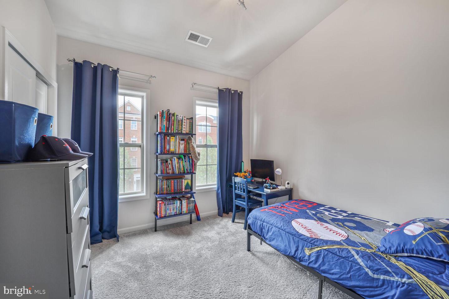 43222 THOROUGHFARE GAP TER, ASHBURN, Virginia 20148, 3 Bedrooms Bedrooms, ,3 BathroomsBathrooms,Residential,For sale,43222 THOROUGHFARE GAP TER,VALO2096246 MLS # VALO2096246
