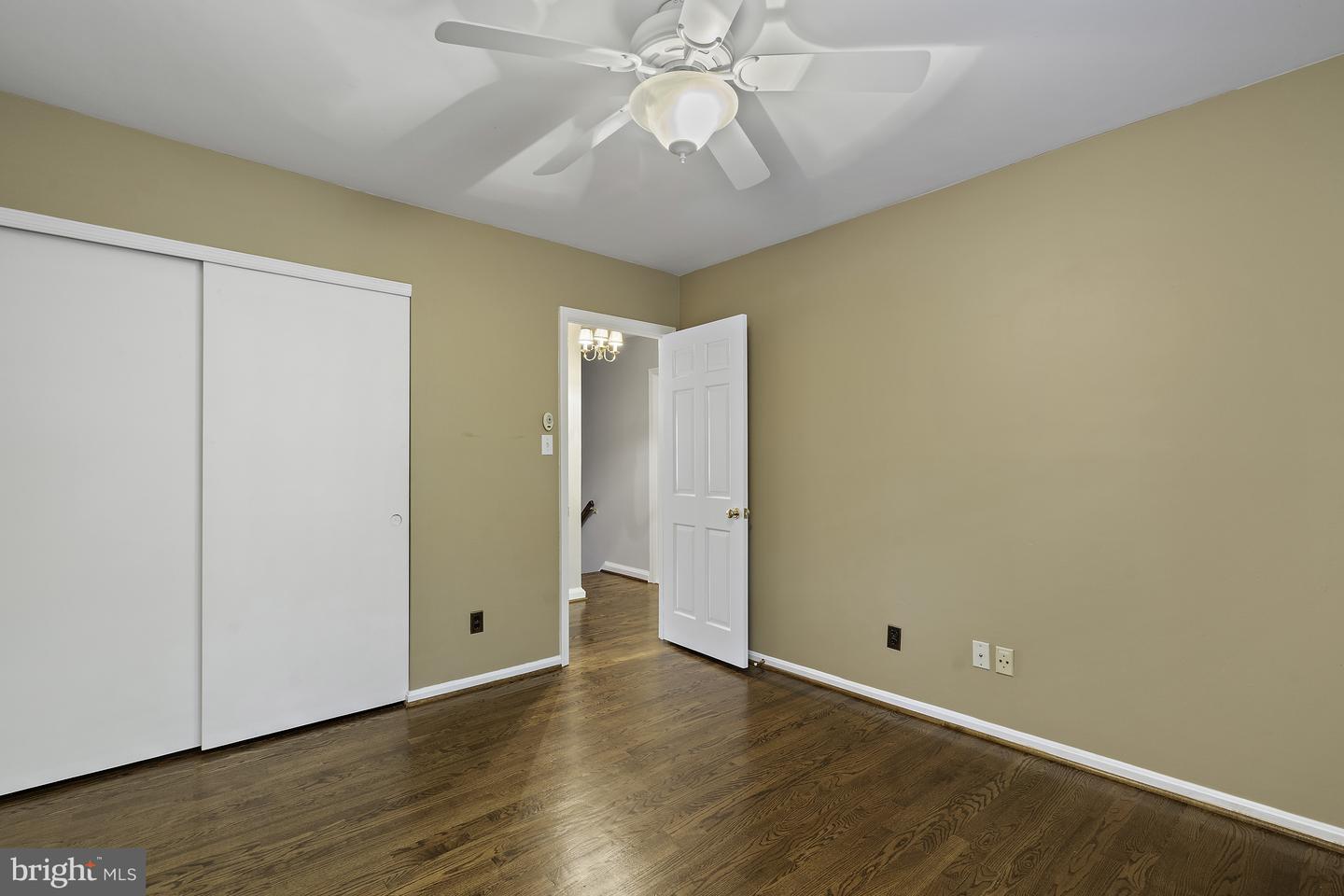 5828 WYOMISSING CT, ALEXANDRIA, Virginia 22303, 3 Bedrooms Bedrooms, ,2 BathroomsBathrooms,Residential,For sale,5828 WYOMISSING CT,VAFX2240494 MLS # VAFX2240494