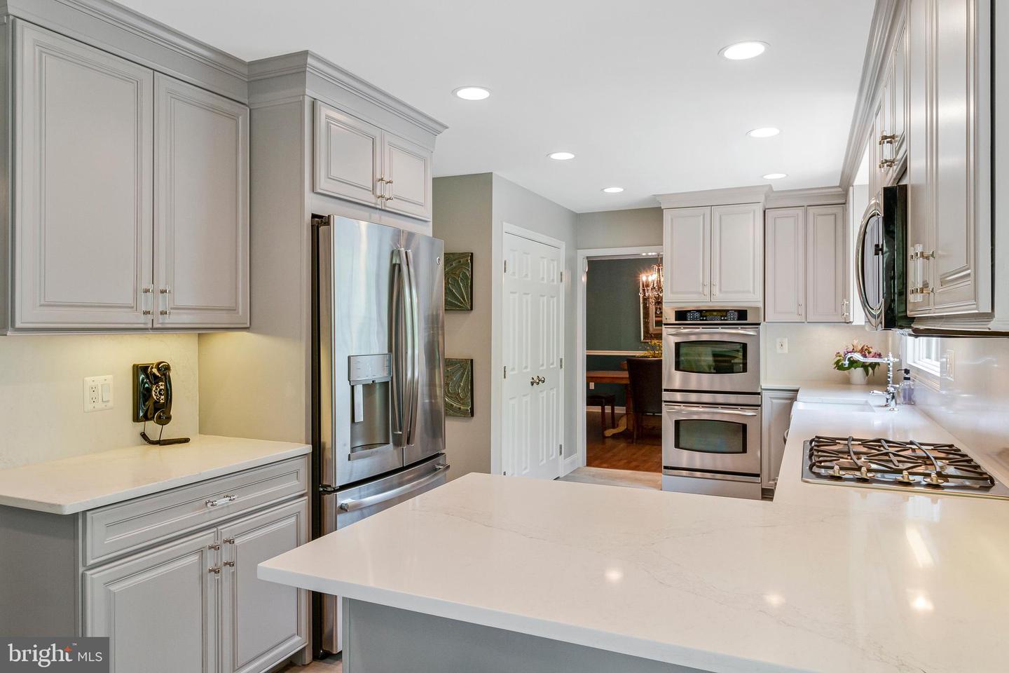 8412 RIVERSIDE RD, ALEXANDRIA, Virginia 22308, 5 Bedrooms Bedrooms, ,3 BathroomsBathrooms,Residential,For sale,8412 RIVERSIDE RD,VAFX2240536 MLS # VAFX2240536