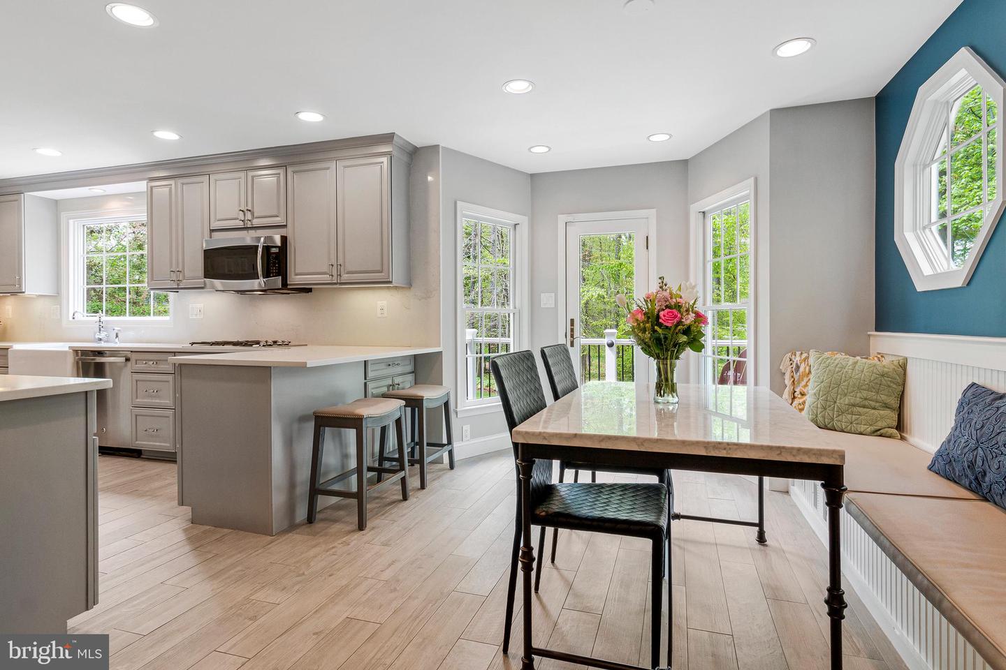8412 RIVERSIDE RD, ALEXANDRIA, Virginia 22308, 5 Bedrooms Bedrooms, ,3 BathroomsBathrooms,Residential,For sale,8412 RIVERSIDE RD,VAFX2240536 MLS # VAFX2240536