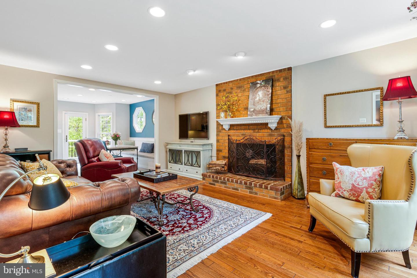 8412 RIVERSIDE RD, ALEXANDRIA, Virginia 22308, 5 Bedrooms Bedrooms, ,3 BathroomsBathrooms,Residential,For sale,8412 RIVERSIDE RD,VAFX2240536 MLS # VAFX2240536