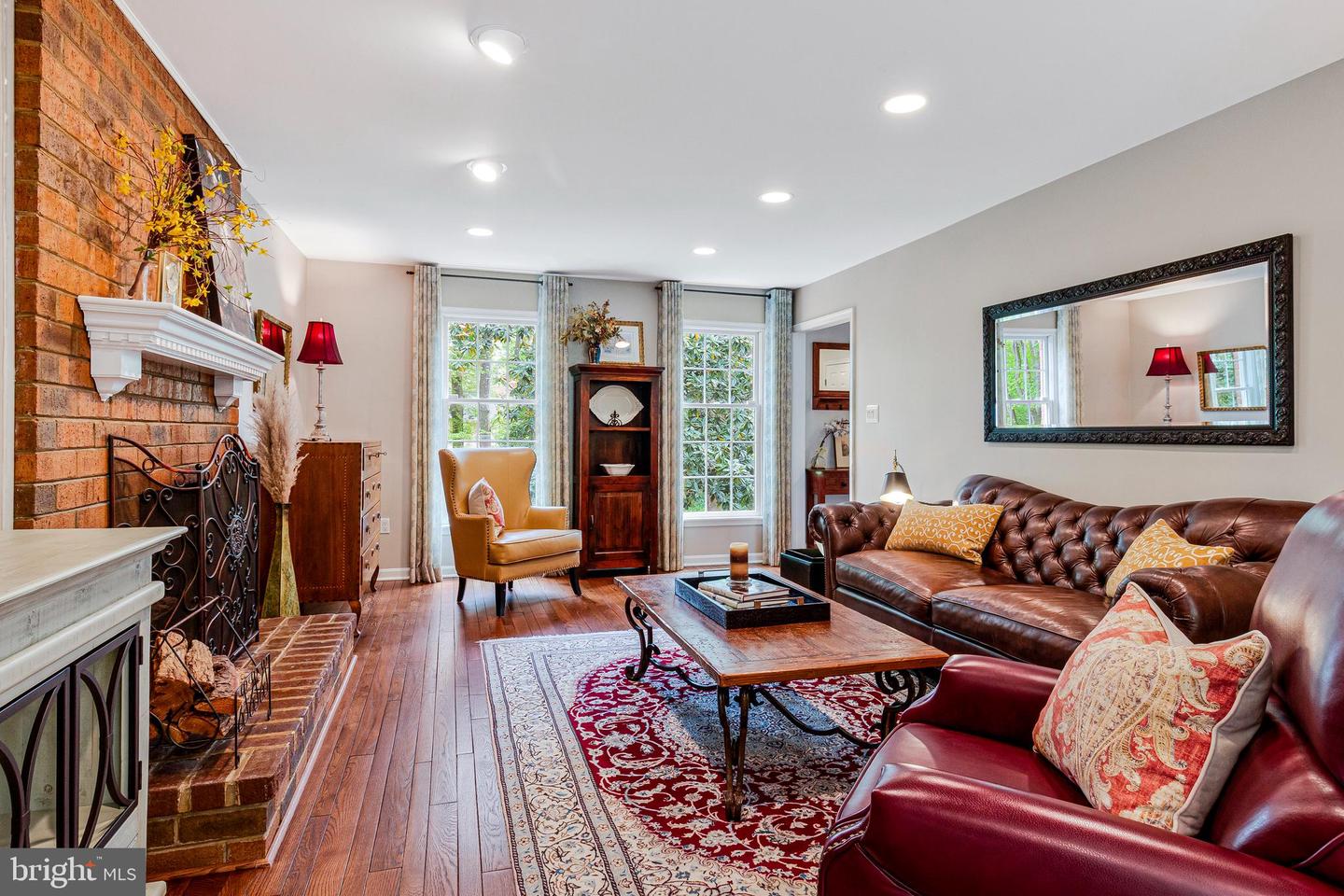 8412 RIVERSIDE RD, ALEXANDRIA, Virginia 22308, 5 Bedrooms Bedrooms, ,3 BathroomsBathrooms,Residential,For sale,8412 RIVERSIDE RD,VAFX2240536 MLS # VAFX2240536