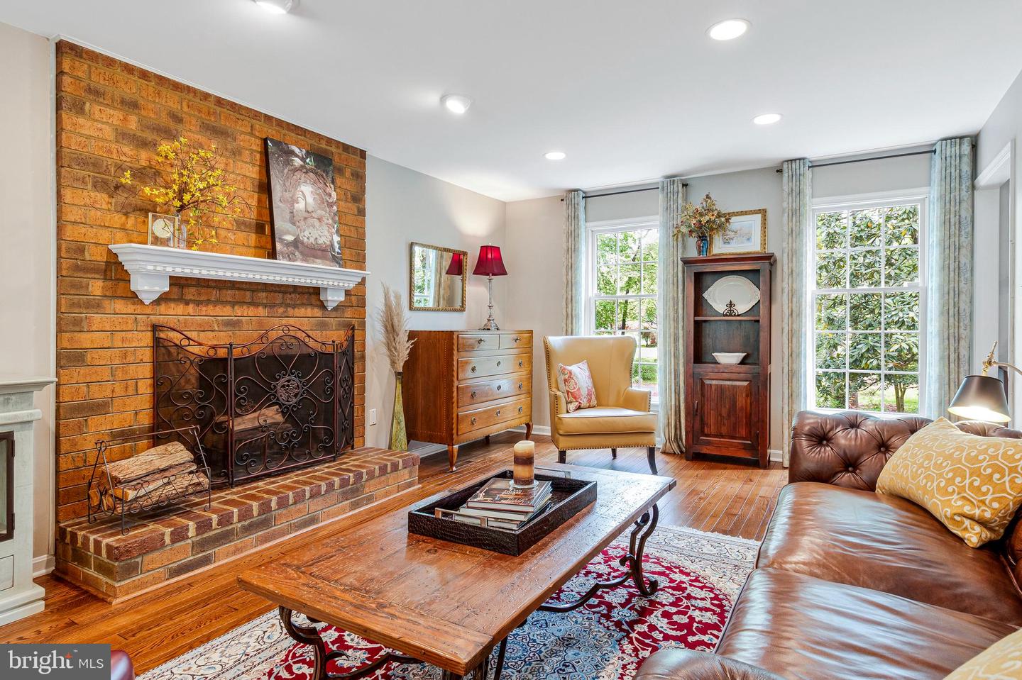 8412 RIVERSIDE RD, ALEXANDRIA, Virginia 22308, 5 Bedrooms Bedrooms, ,3 BathroomsBathrooms,Residential,For sale,8412 RIVERSIDE RD,VAFX2240536 MLS # VAFX2240536