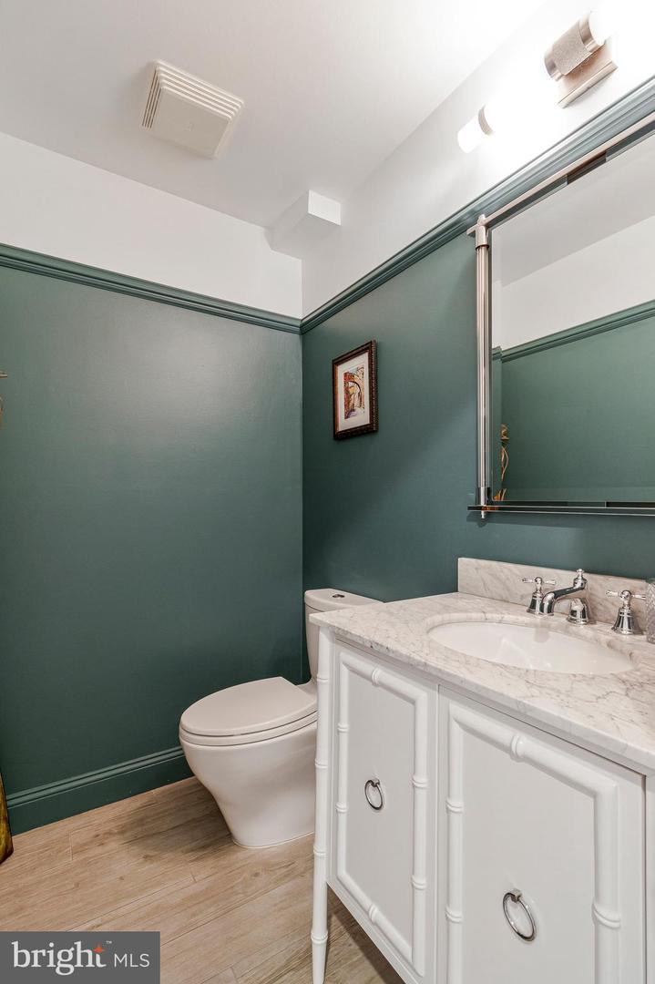 8412 RIVERSIDE RD, ALEXANDRIA, Virginia 22308, 5 Bedrooms Bedrooms, ,3 BathroomsBathrooms,Residential,For sale,8412 RIVERSIDE RD,VAFX2240536 MLS # VAFX2240536